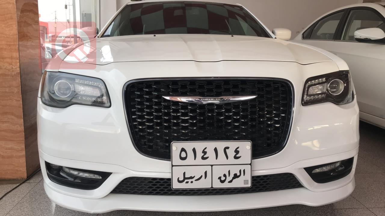 كرايسلر 300